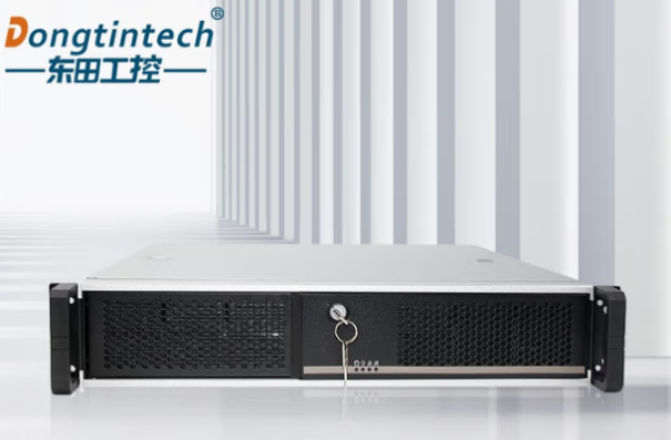 東田2U上架式工控機.png 東田2U上架式工控機.png